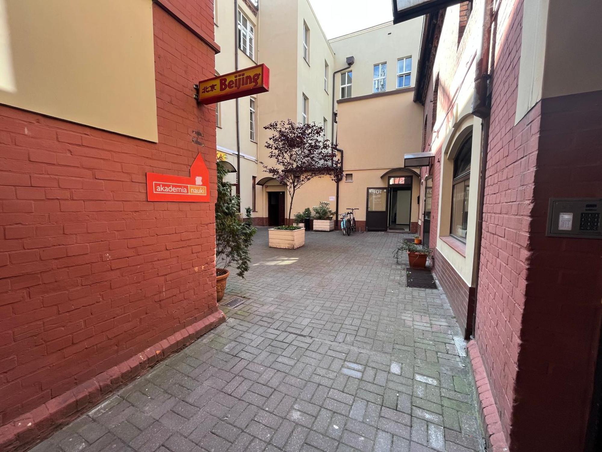 Pioro I Atrament Apartment *