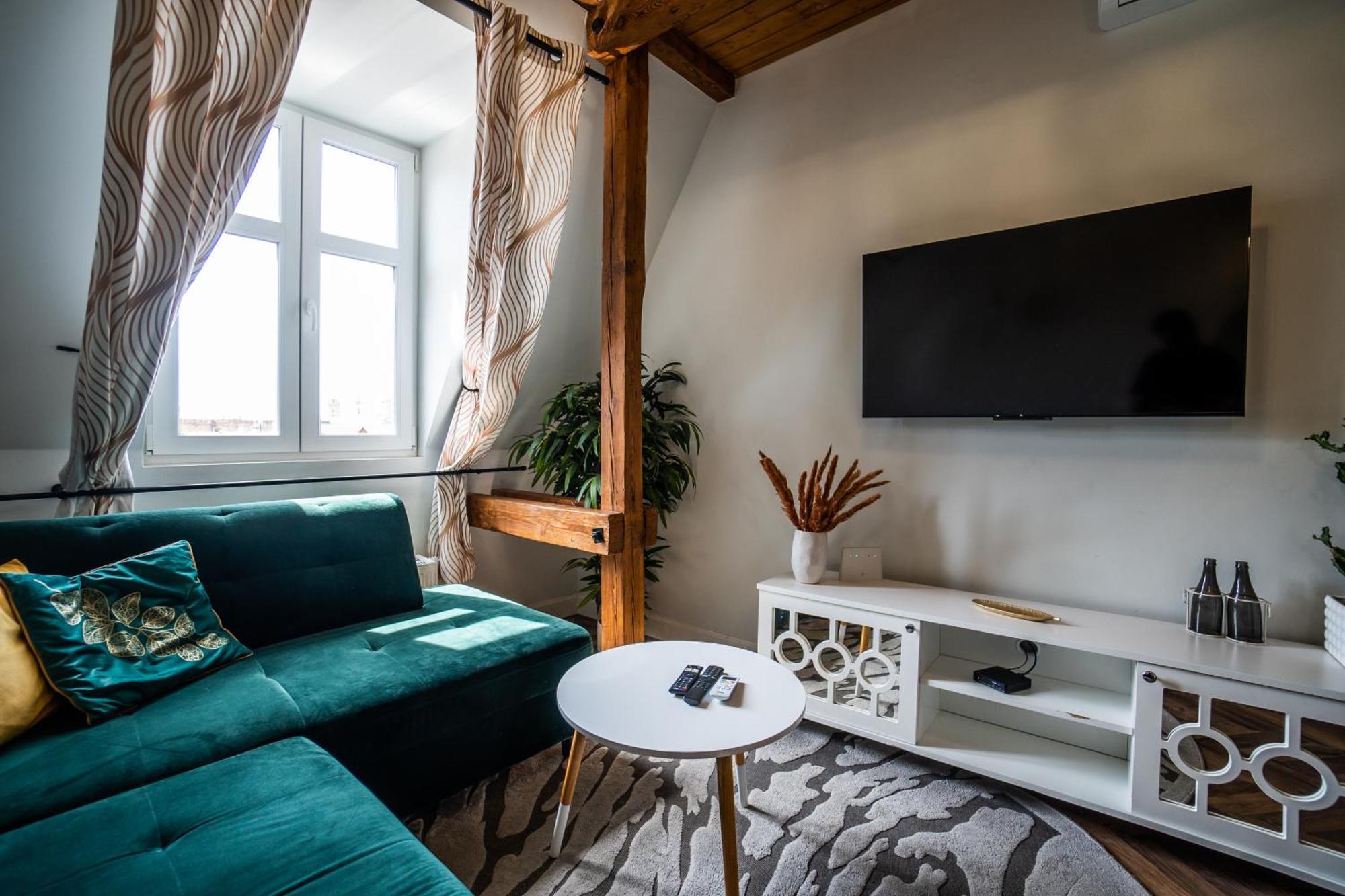 Apartment Pioro I Atrament