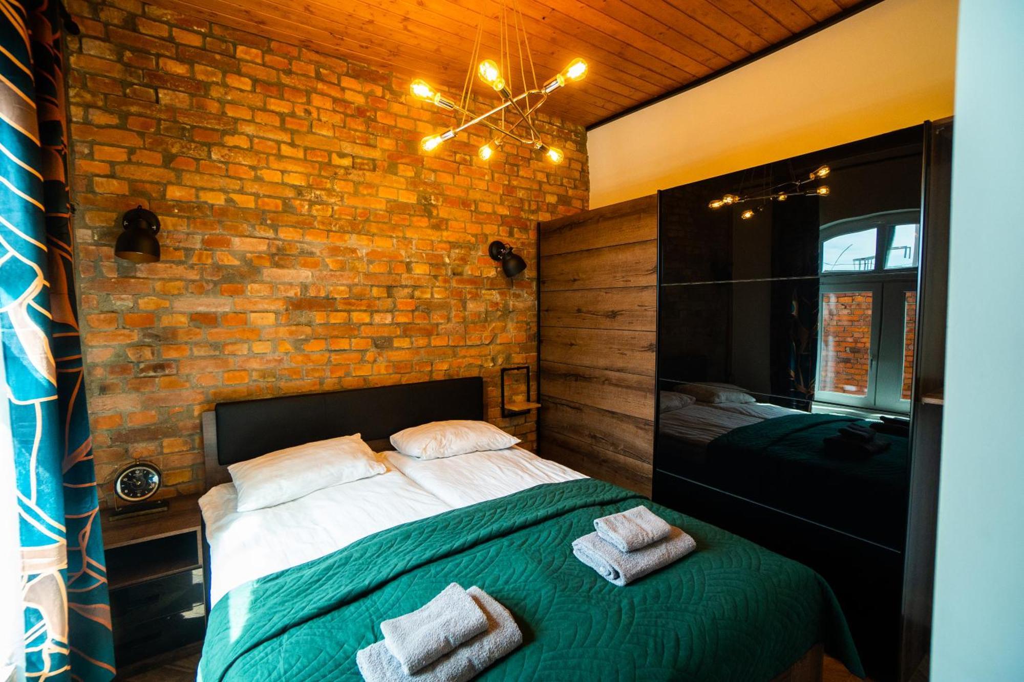 Pioro I Atrament Apartment *